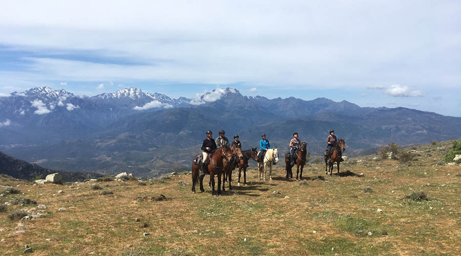 France - Corse - Séjour avec Randonnée itinérante à Cheval DÉSERT DE L'AGRIATE (6 jours à cheval)