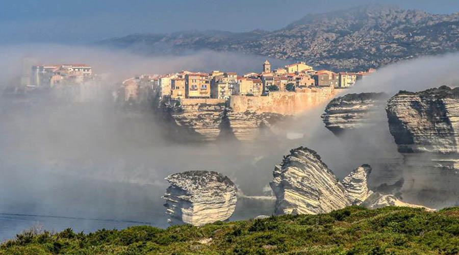 France - Corse - Bonifacio - Séjour Éco-tourisme avec activités PURE NATURE à Bonifacio