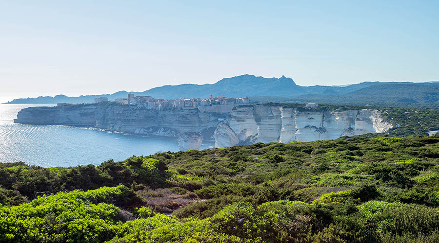 France - Corse - Bonifacio - Séjour Éco-tourisme avec activités PURE NATURE à Bonifacio